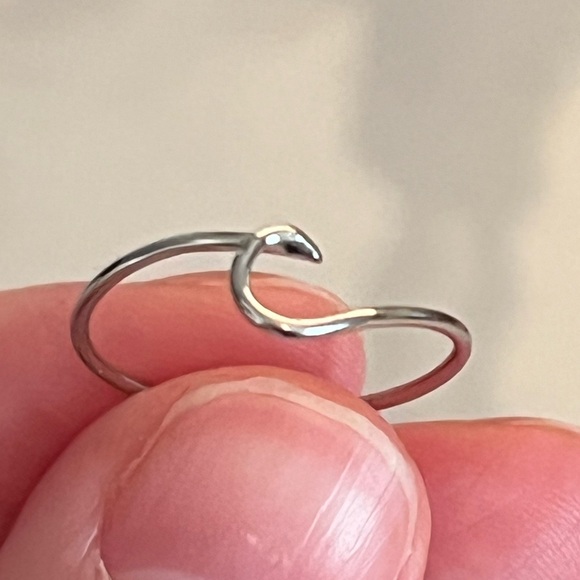 Dainty Silver Wave Ring Size 6 - Picture 2 of 4